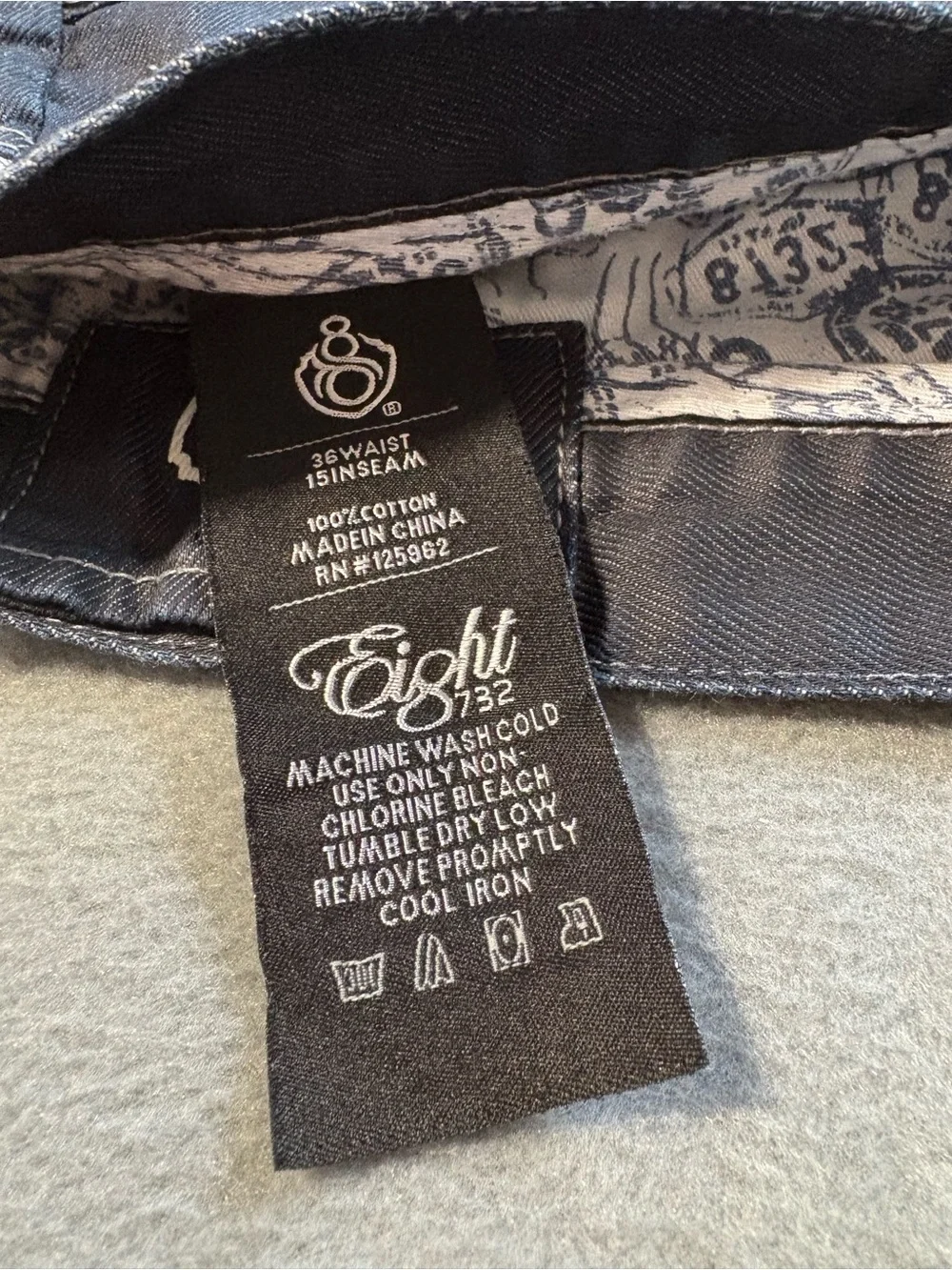 Men's Dark Charcoal Cargo Shorts with Utility Pockets